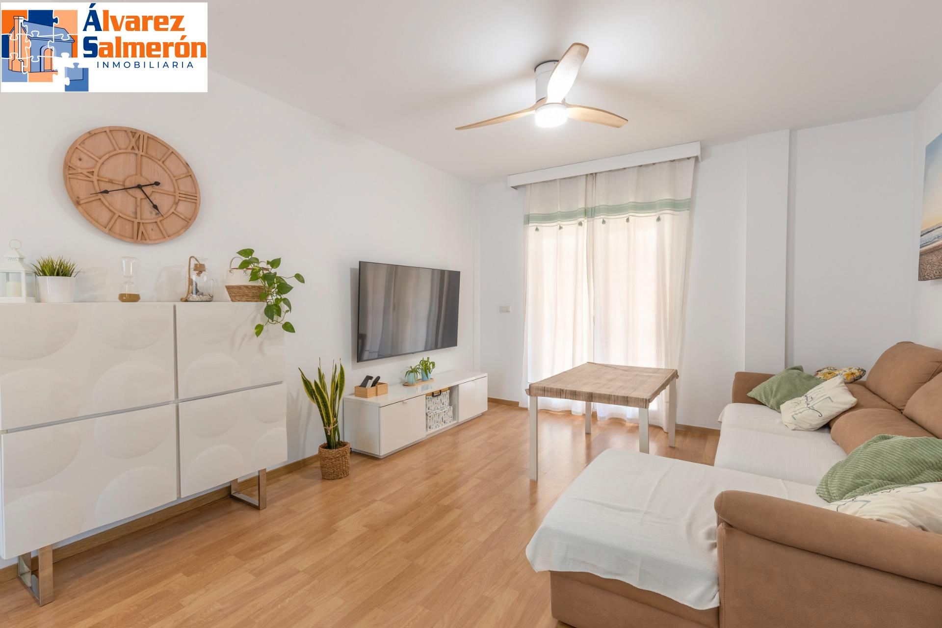 Single-family semi-detached for sale in Calle Méjico, Casco Histórico