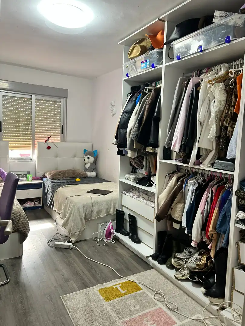 Habitación de Piso en venta en Castellón de la Plana / Castelló de la Plana con Amueblado, Horno y Lavadora