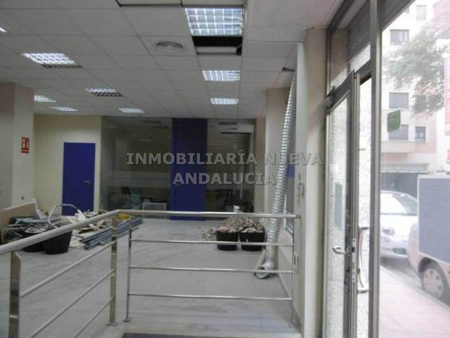Local comercial en Alquiler en Oliveros - Altamira