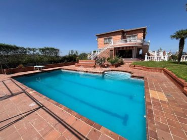 Casa in vendita a Torredonjimeno