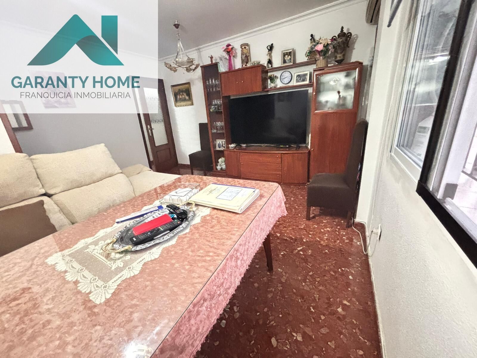 Sala de estar de Planta baja en venta en Torredonjimeno con Aire acondicionado
