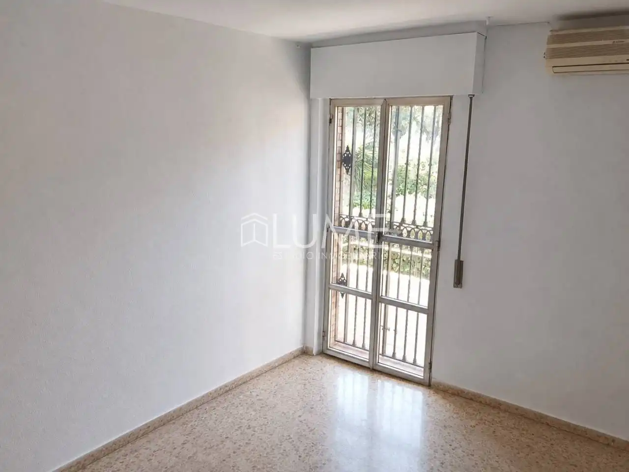 Bedroom of Houses for sale in Sevilla  with Air Conditioner and Community pool