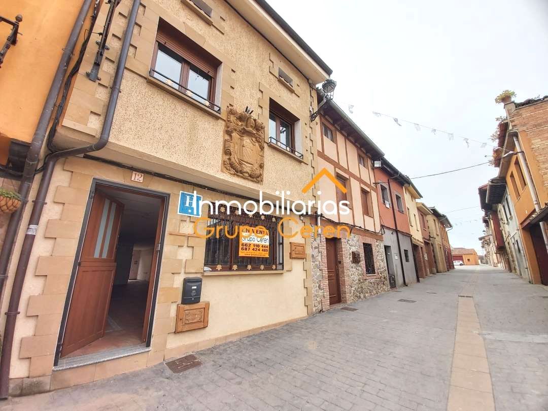House or chalet for sale in Calle Mayor, Redecilla del Camino