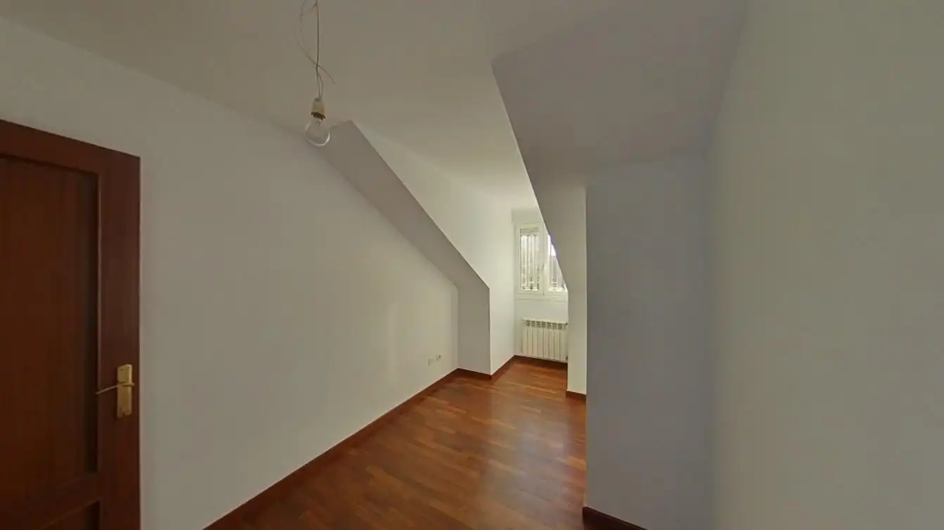 Bedroom of Flat for sale in Santander