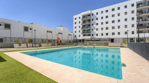 Foto 4 de Piso en venta en Avenida Avenida Ciencias, Colores - Entreparques, Sevilla Capital
