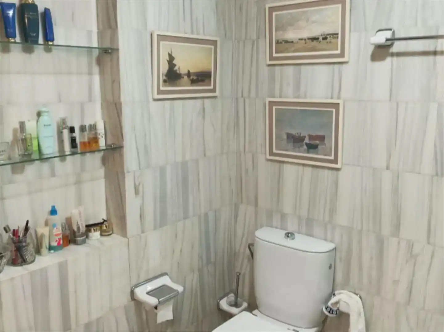 Bathroom of Flat for sale in  Sevilla Capital  with Air Conditioner, Terrace and Balcony