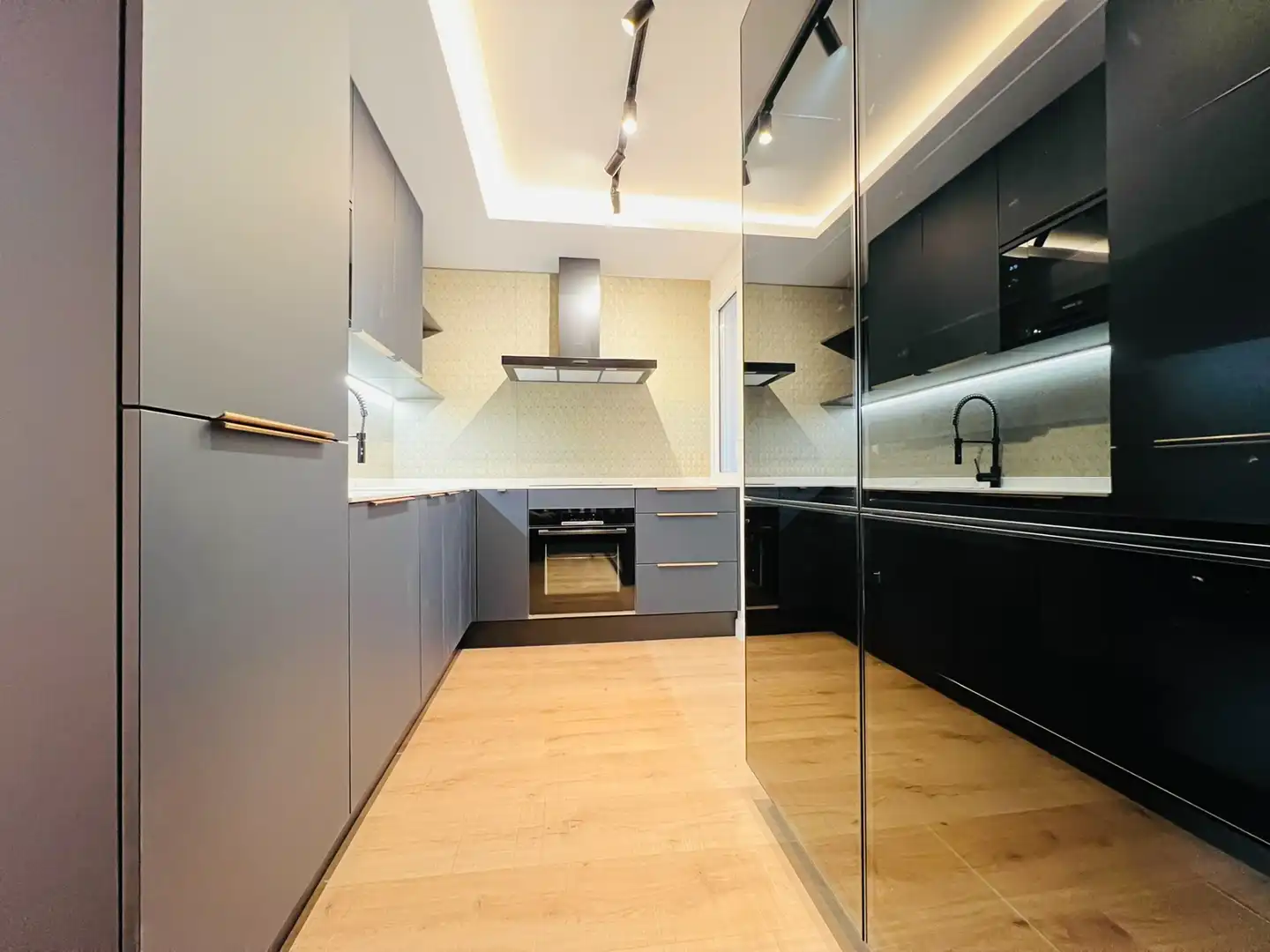 Kitchen of Flat for sale in Madrid  with Air Conditioner, Heating and Terrace