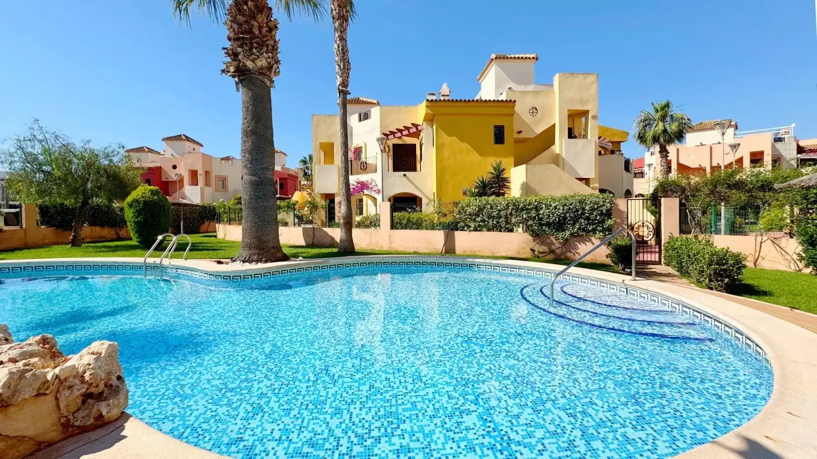 Penthouse mit Pool zum Verkauf in Los Balcones - Los Altos, imagen 2