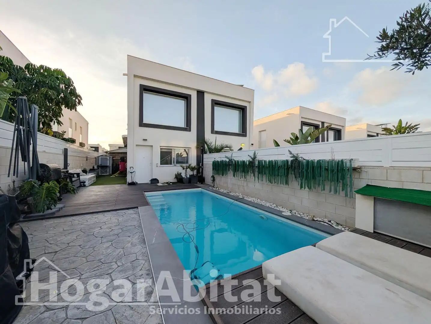 Chalet con piscina en venta en Calle Ventura Selva Gonzalez