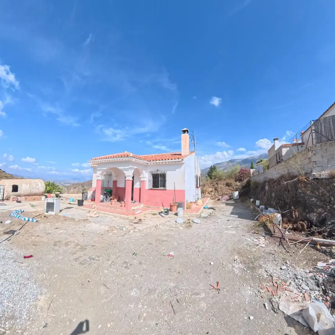 Casa rústica amb jardí en venda a Canillas de Aceituno