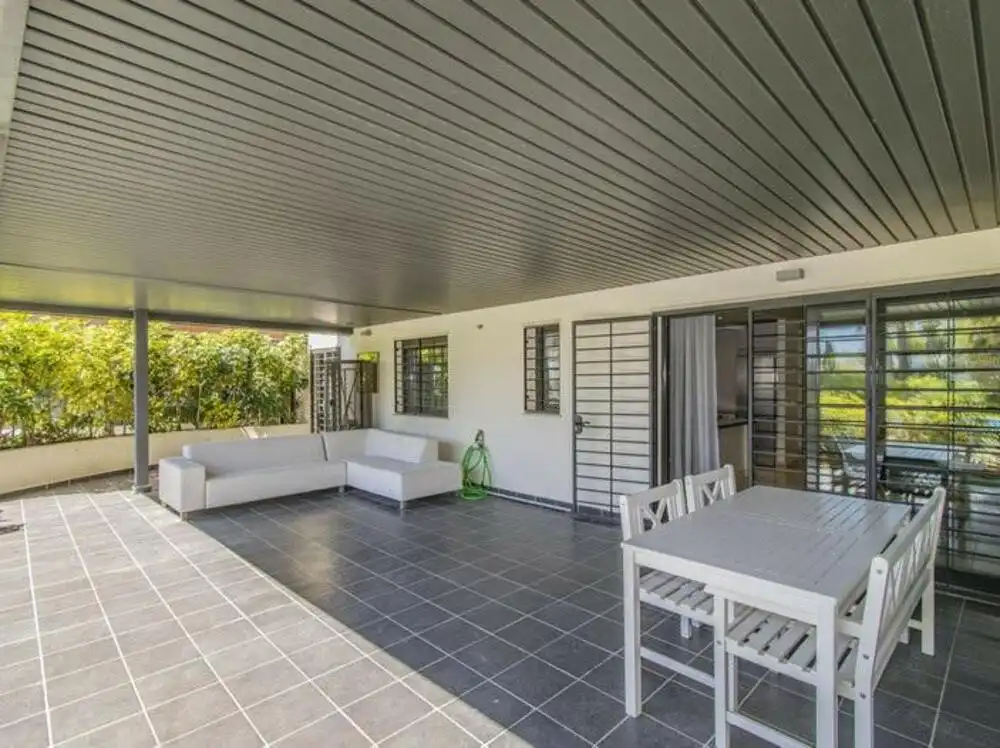 Home with pool for sale in Los Flamingos, imagen 4