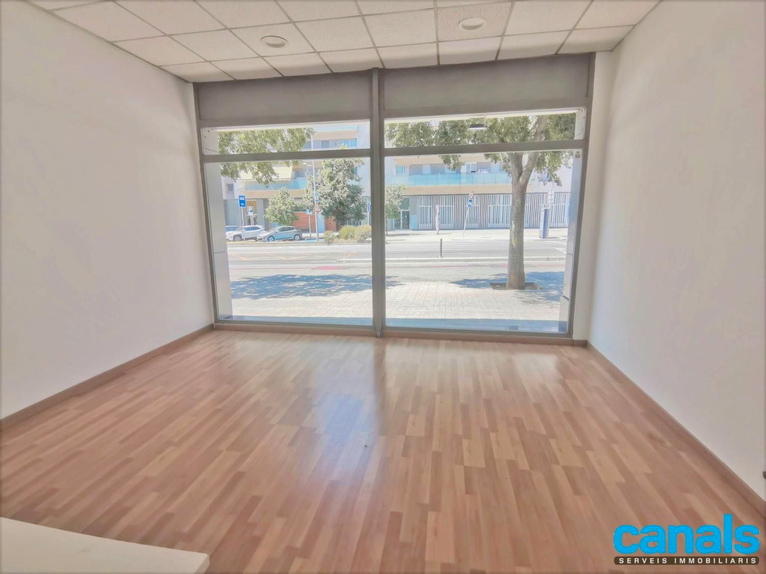 Premises to rent in Ripollet  with Air Conditioner, Heating and Parquet flooring