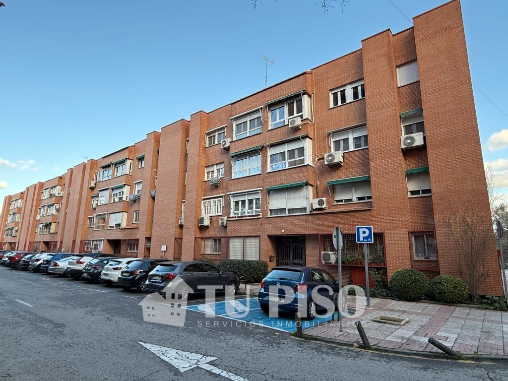 Exterior view of Flat for sale in Rivas-Vaciamadrid  with Air Conditioner, Heating and Furnished