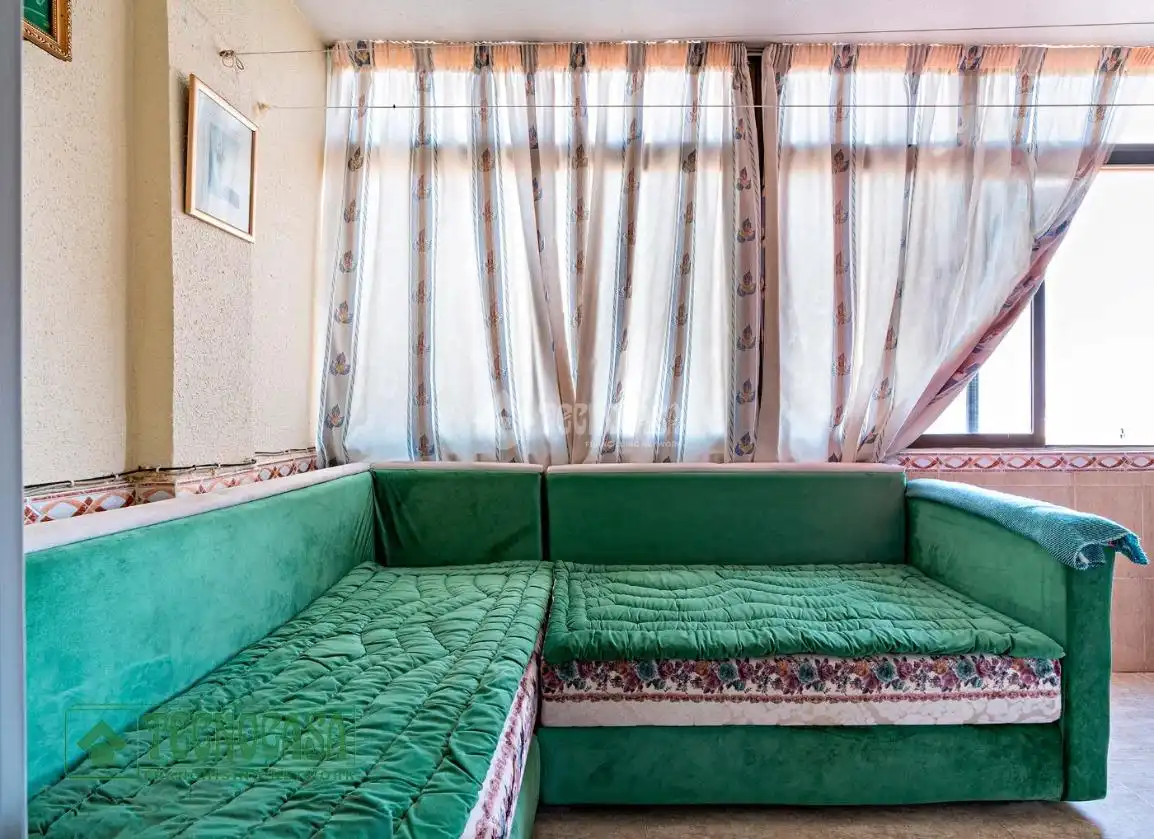 Sala de estar de Piso en venta en El Ejido con Aire acondicionado, Terraza y Amueblado