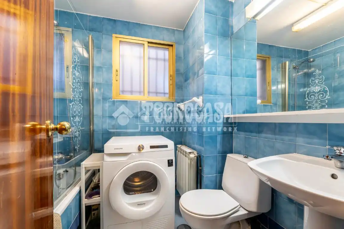 Baño de Piso en venta en Las Rozas de Madrid con Terraza y Trastero