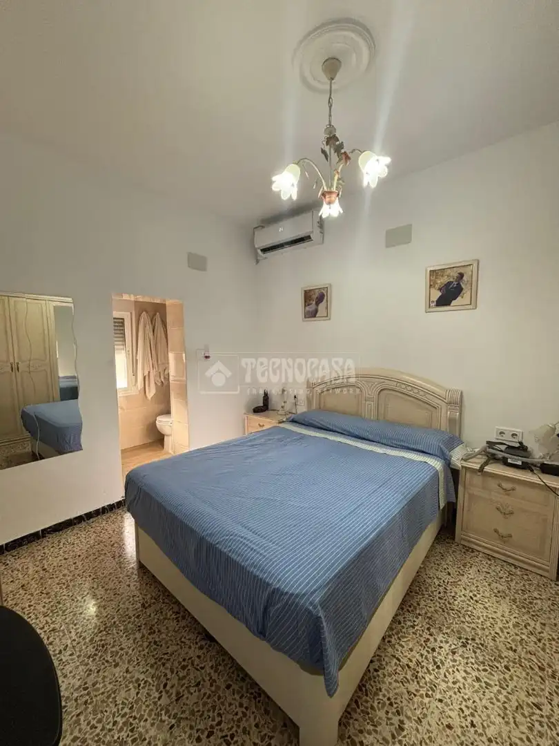 Bedroom of Detached homes for sale in Alcalá de Guadaira  with Air Conditioner and Terrace