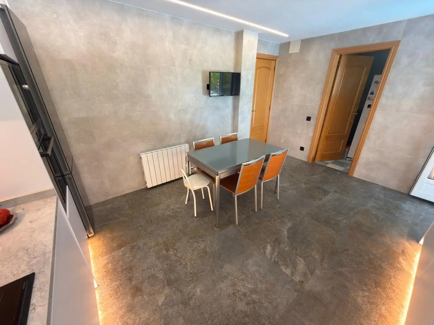 Casa o xalet en venda en Sant Boi de Llobregat amb Calefacció, Jardí privat i Parquet