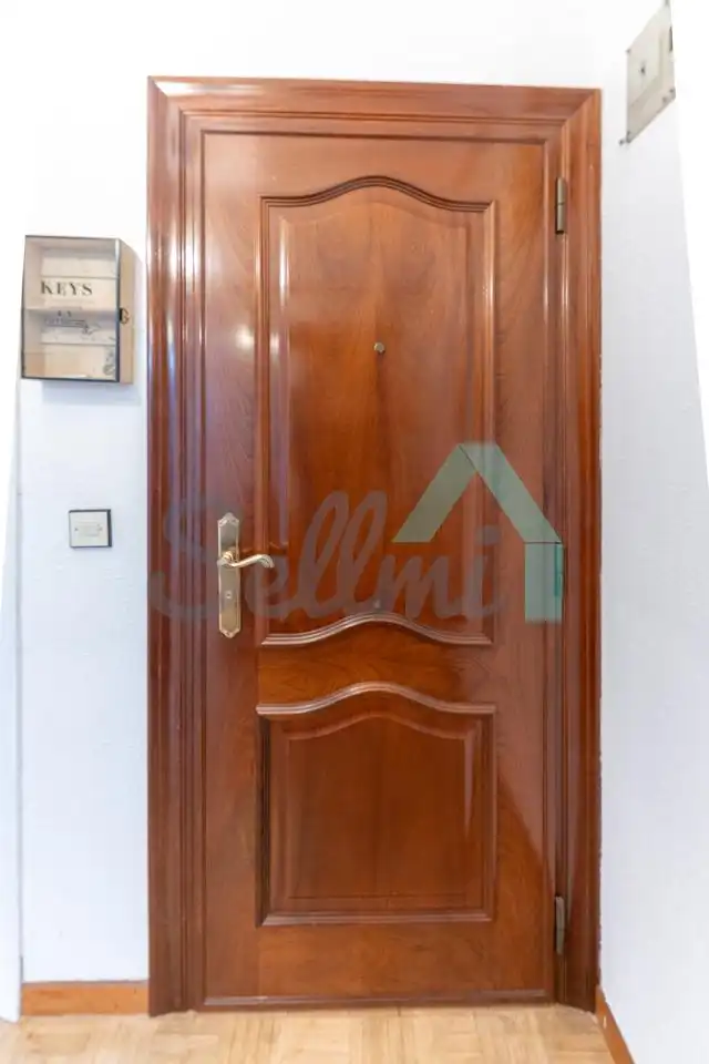 Flat for rent in Oviedo   with Heating, Parquet flooring and Furnished