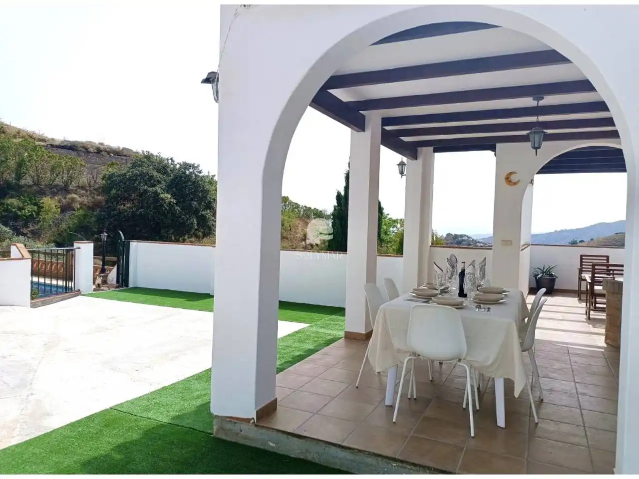 Terrassa de Finca rústica de lloguer en Árchez amb Aire condicionat i Piscina