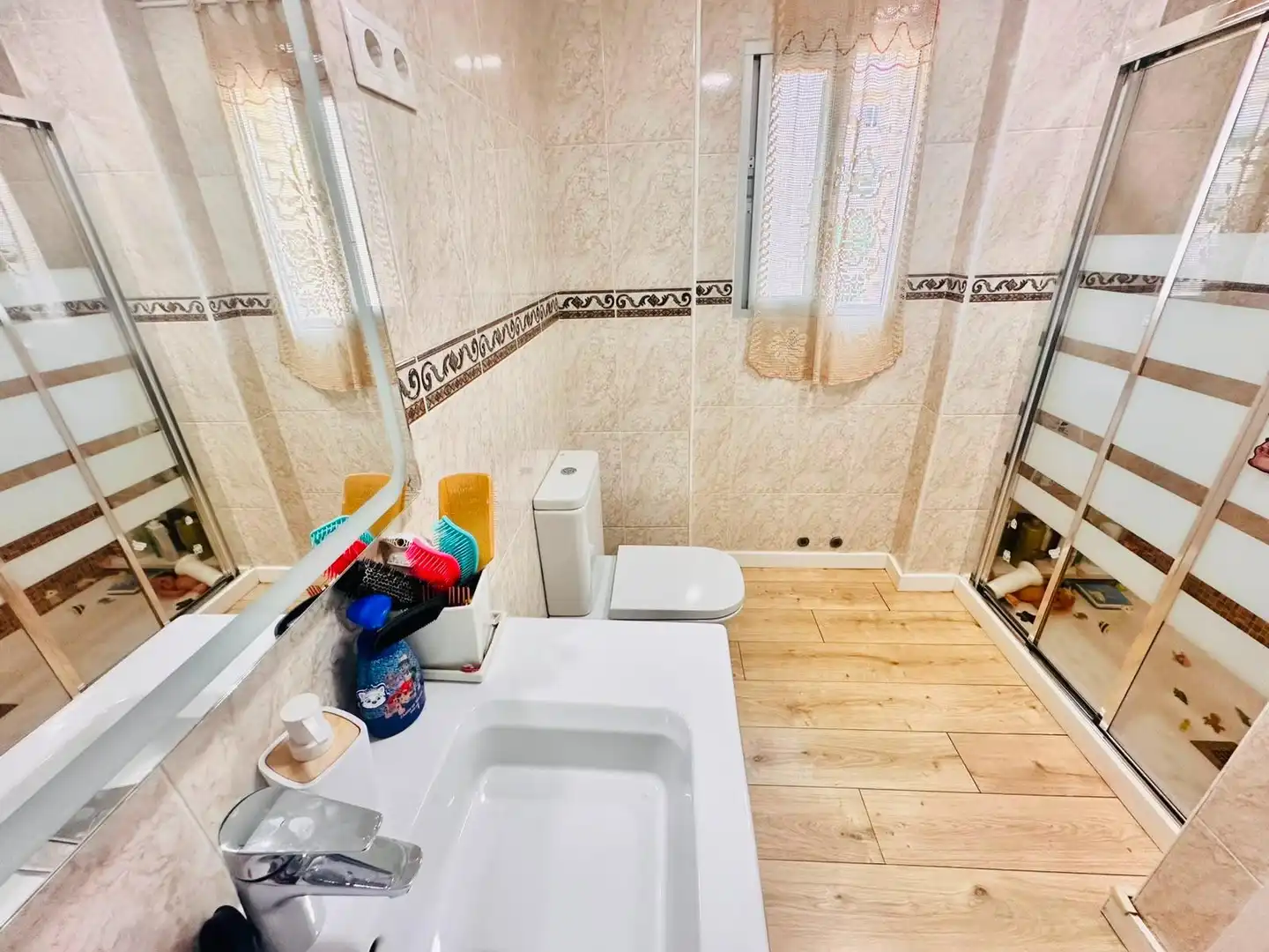 Baño de Piso en venta en Málaga con Aire acondicionado, Jardín privado y Parquet