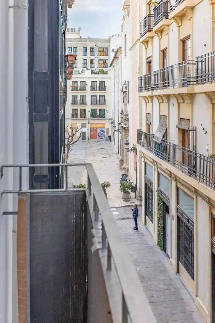 Außenansicht von Wohnungen zur Miete in Valencia mit Klimaanlage, Heizung und Möbliert