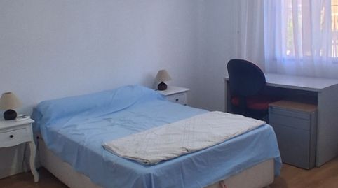 Foto 2 von Wohnung zur Miete in Avenida Alcalde Juan Fernandez, 25, El Plantinar – Avda. La Paz - El Juncal, Sevilla Capital