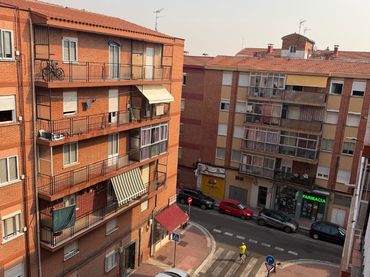 Pis amb ascensor en venda a Calle Gallo