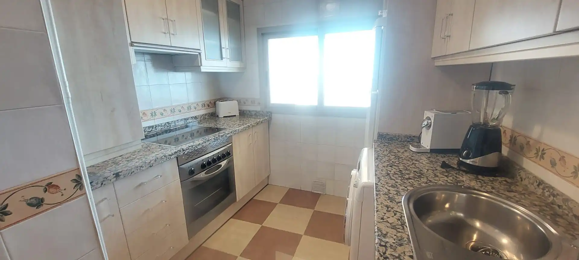 Cuina de Pis de lloguer en Málaga amb Aire condicionat, Calefacció i Parquet