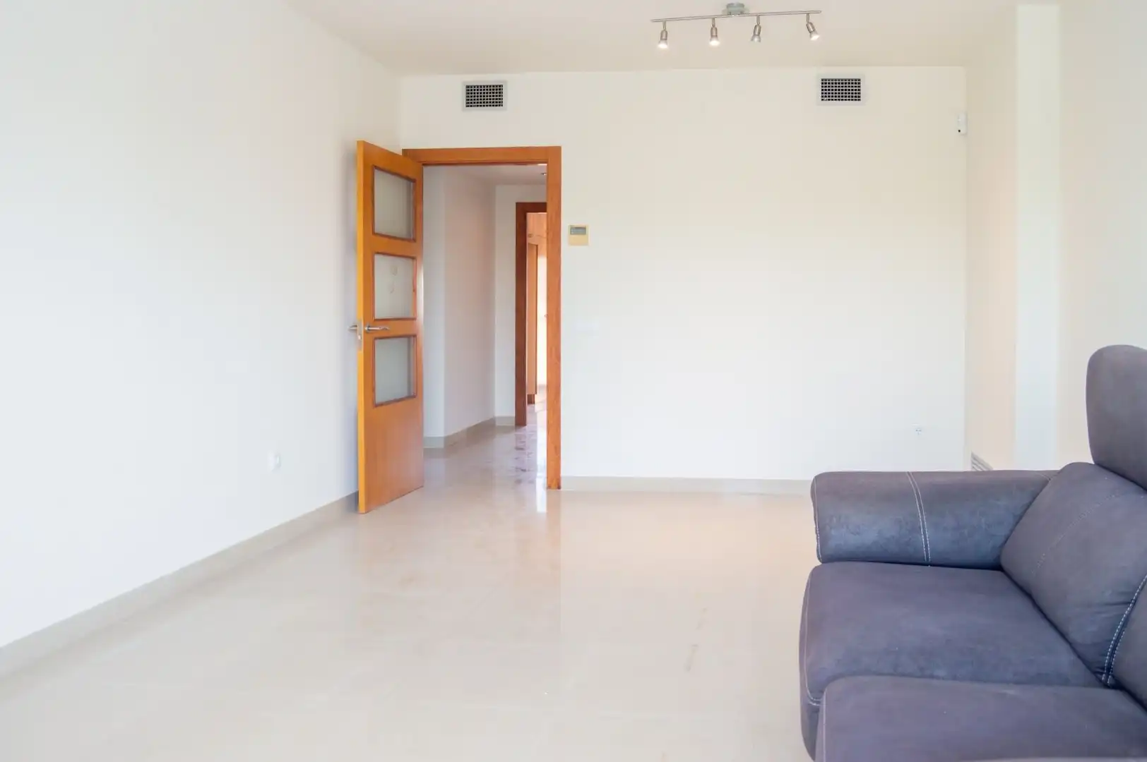 Flat for sale in Llagostera  with Air Conditioner, Terrace and Community pool