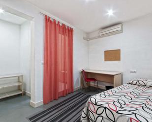 Bedroom of Apartment to share in Alicante / Alacant  with Air Conditioner