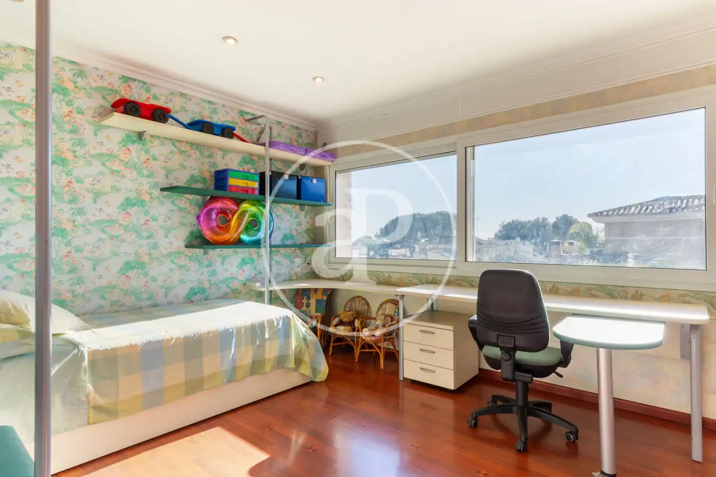Habitación de Casa o chalet en venta en Serra con Aire acondicionado, Calefacción y Jardín privado