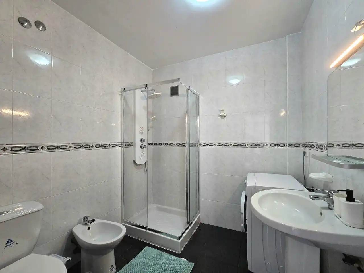 Bany de Apartament en venda en Mogán amb Terrassa, Moblat i Balcó
