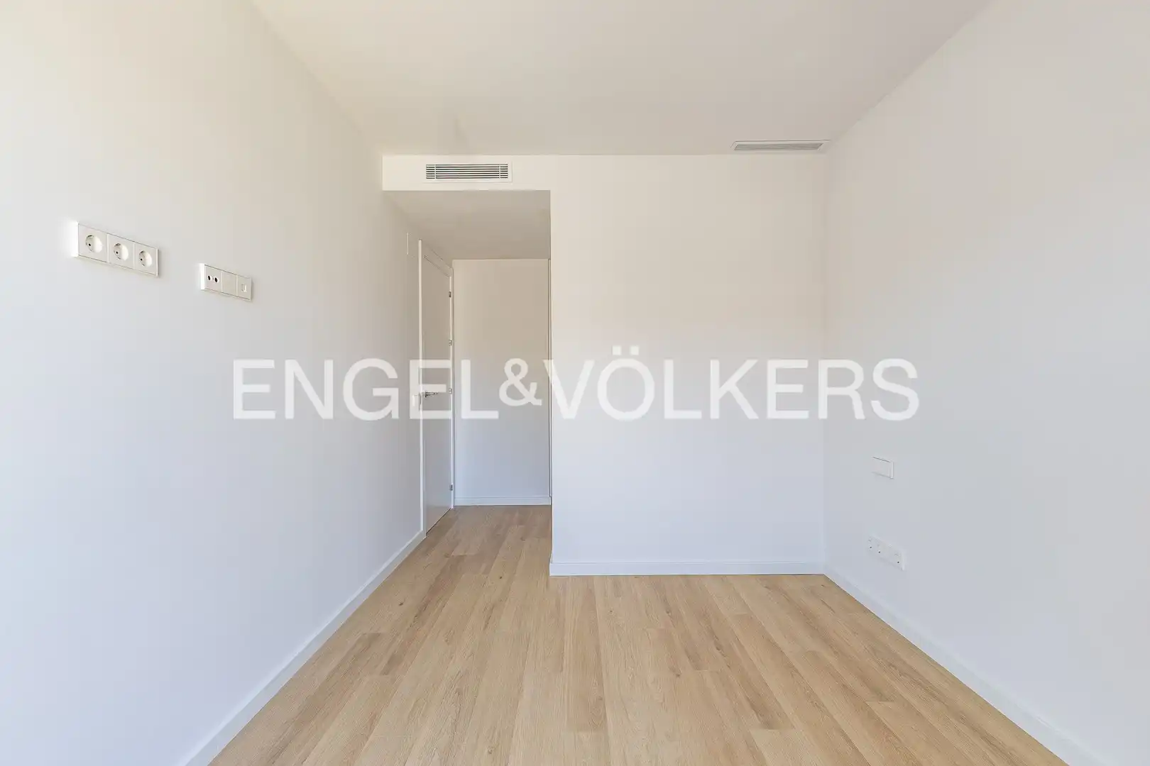 Dormitori de Àtic de lloguer en Sabadell amb Aire condicionat, Calefacció i Parquet