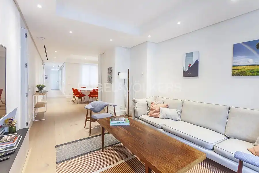 Sala de estar de Piso de alquiler en Madrid con Aire acondicionado, Calefacción y Parquet
