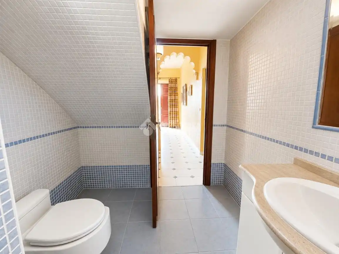Baño de Casa o chalet en venta en Torrijos con Calefacción, Terraza y Piscina