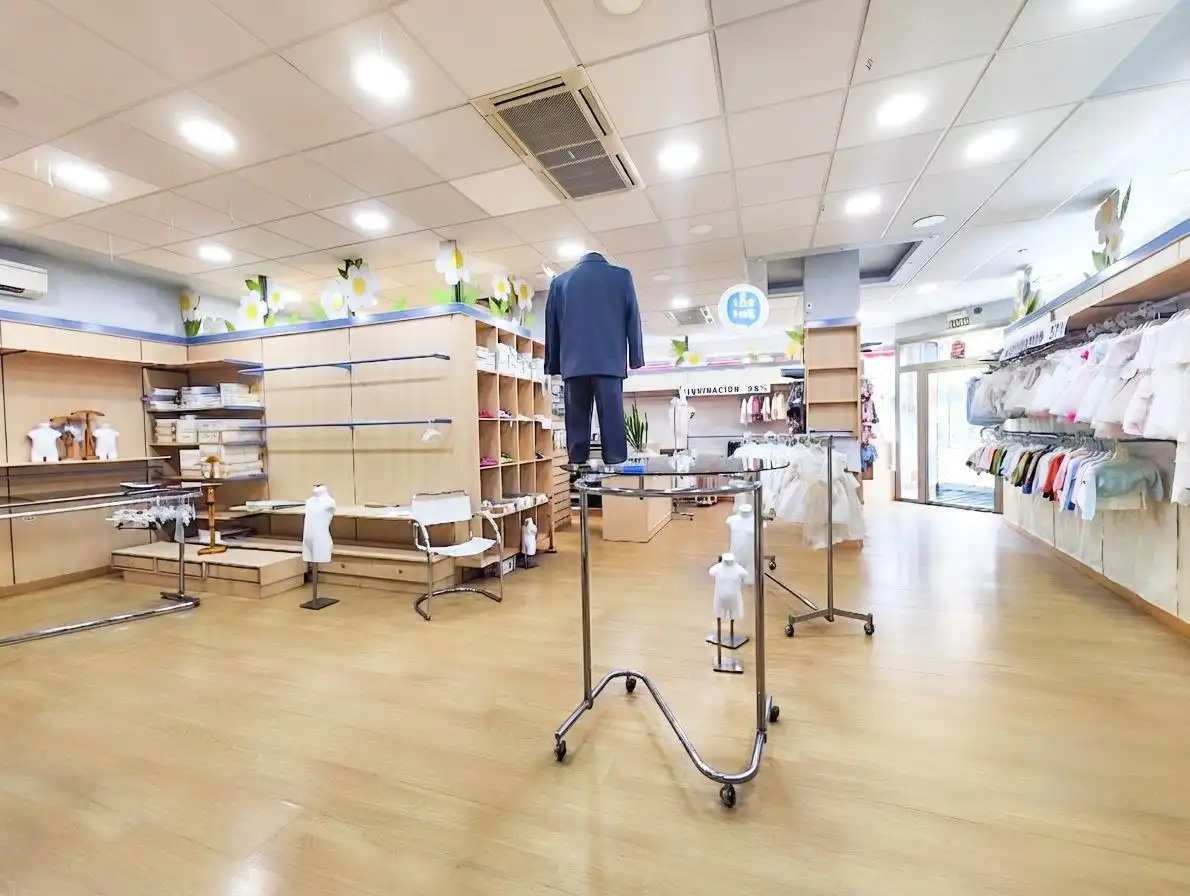 Commercial properties for rent in Puertollano  with Air Conditioner, Parquet flooring and Furnished
