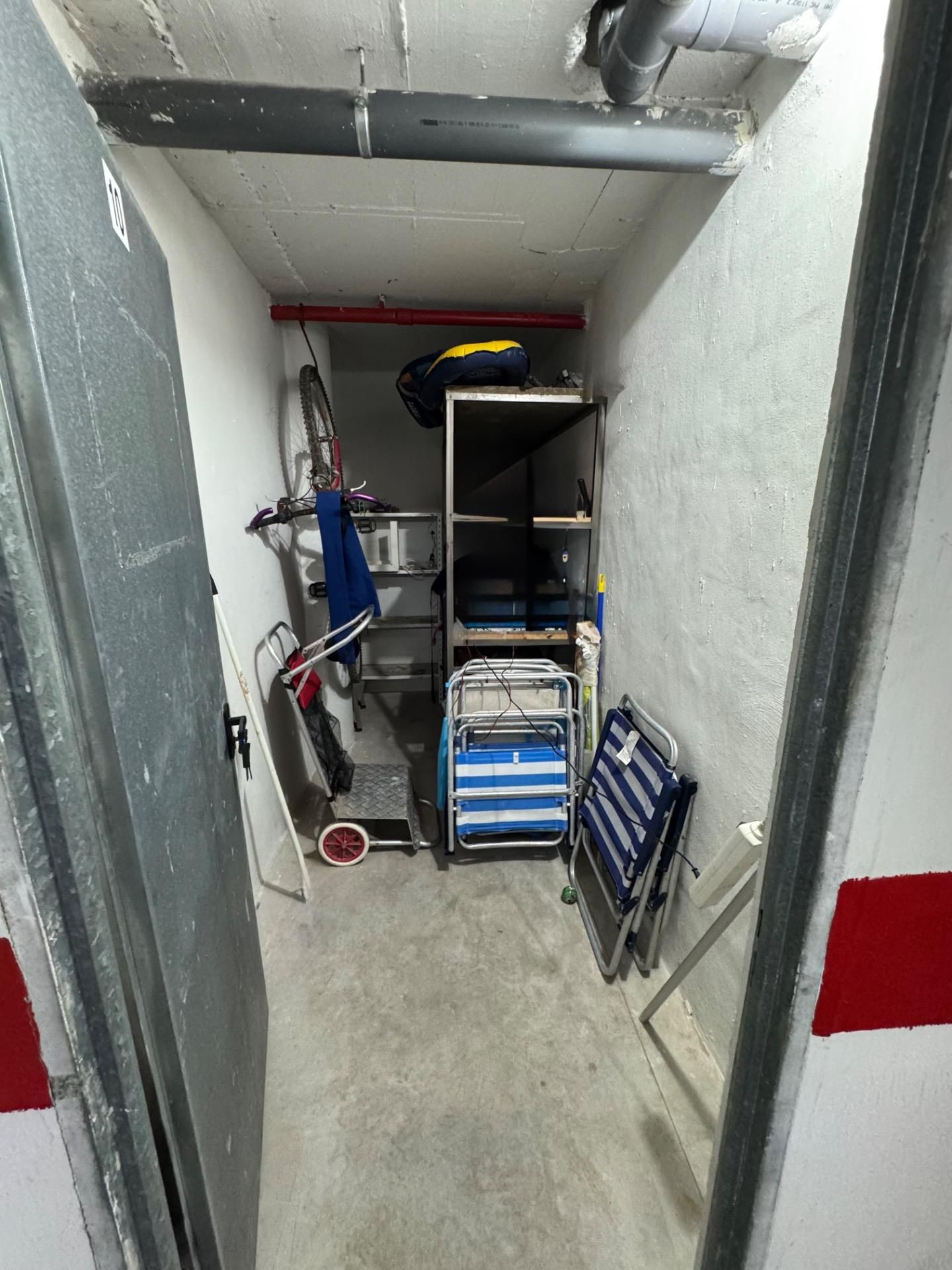 Box room for sale in Guardamar del Segura