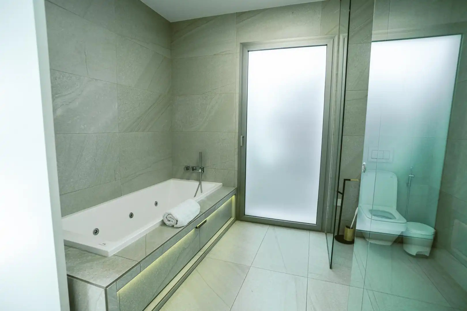 Apartamento con terraza en venta en Calle colinas golf, imagen 29