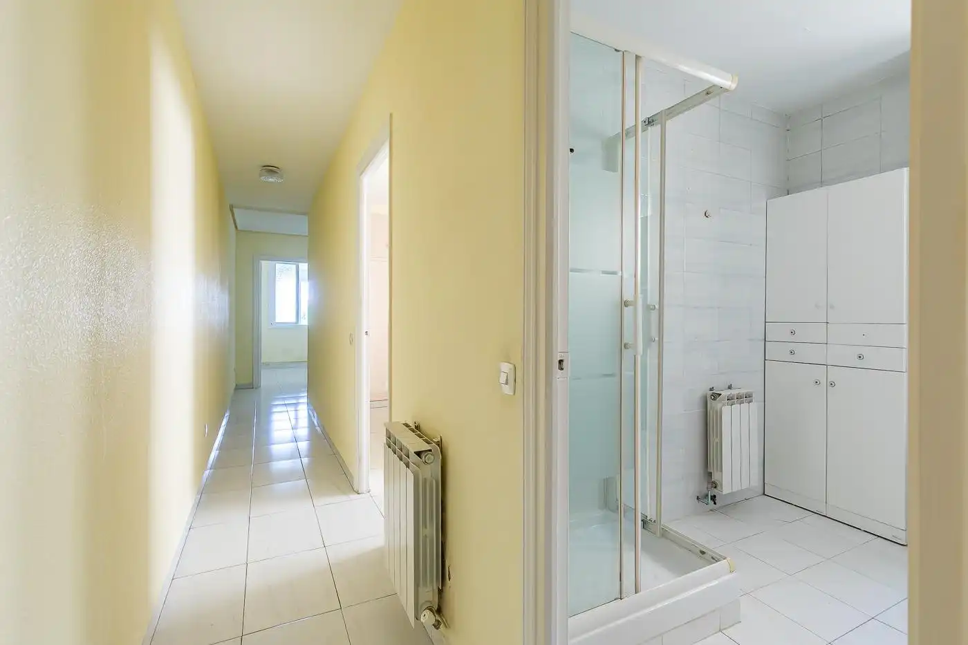 Flat for rent in Madrid  with Heating and Furnished