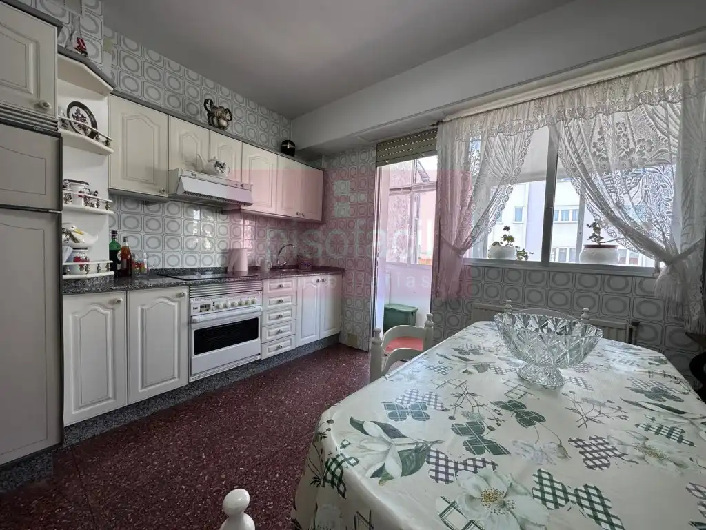 Cocina de Piso en venta en Lugo