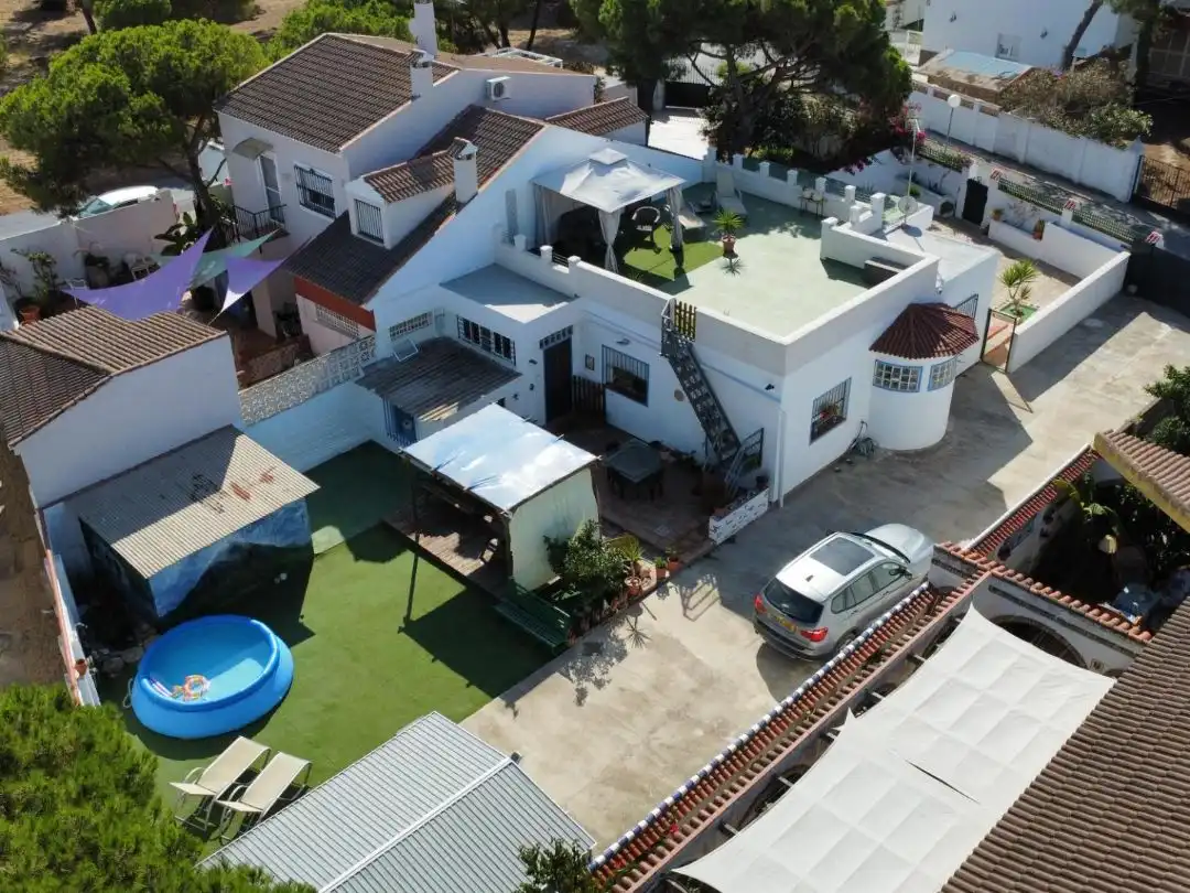Haus mit Garten zum Verkauf in Calle Violetas 4, imagen 2