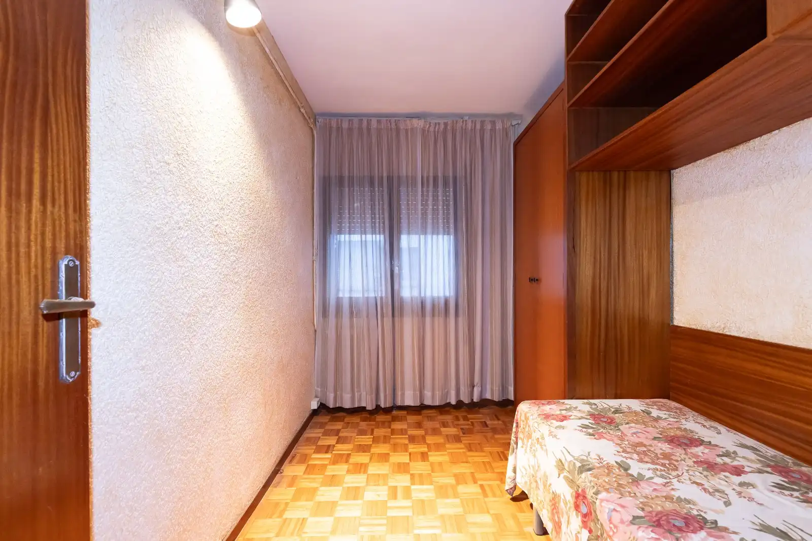 Habitación de Piso en venta en Tarragona con Calefacción, Parquet y Terraza