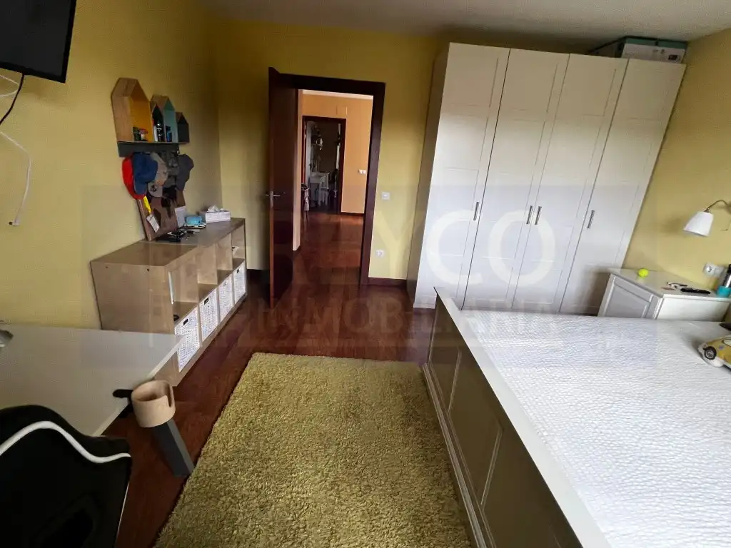 Dormitori de Casa o xalet en venda en Rodezno amb Jardí privat, Piscina i Forn