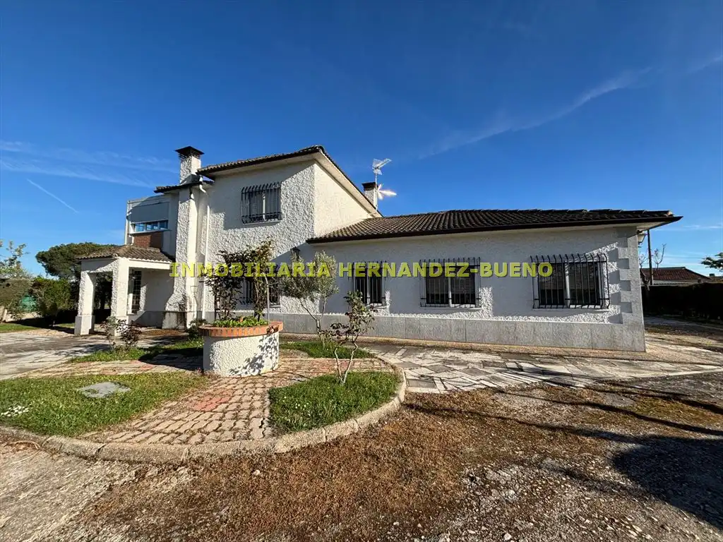 Vista exterior de Casa o chalet en venta en Pelabravo con Calefacción, Jardín privado y Terraza