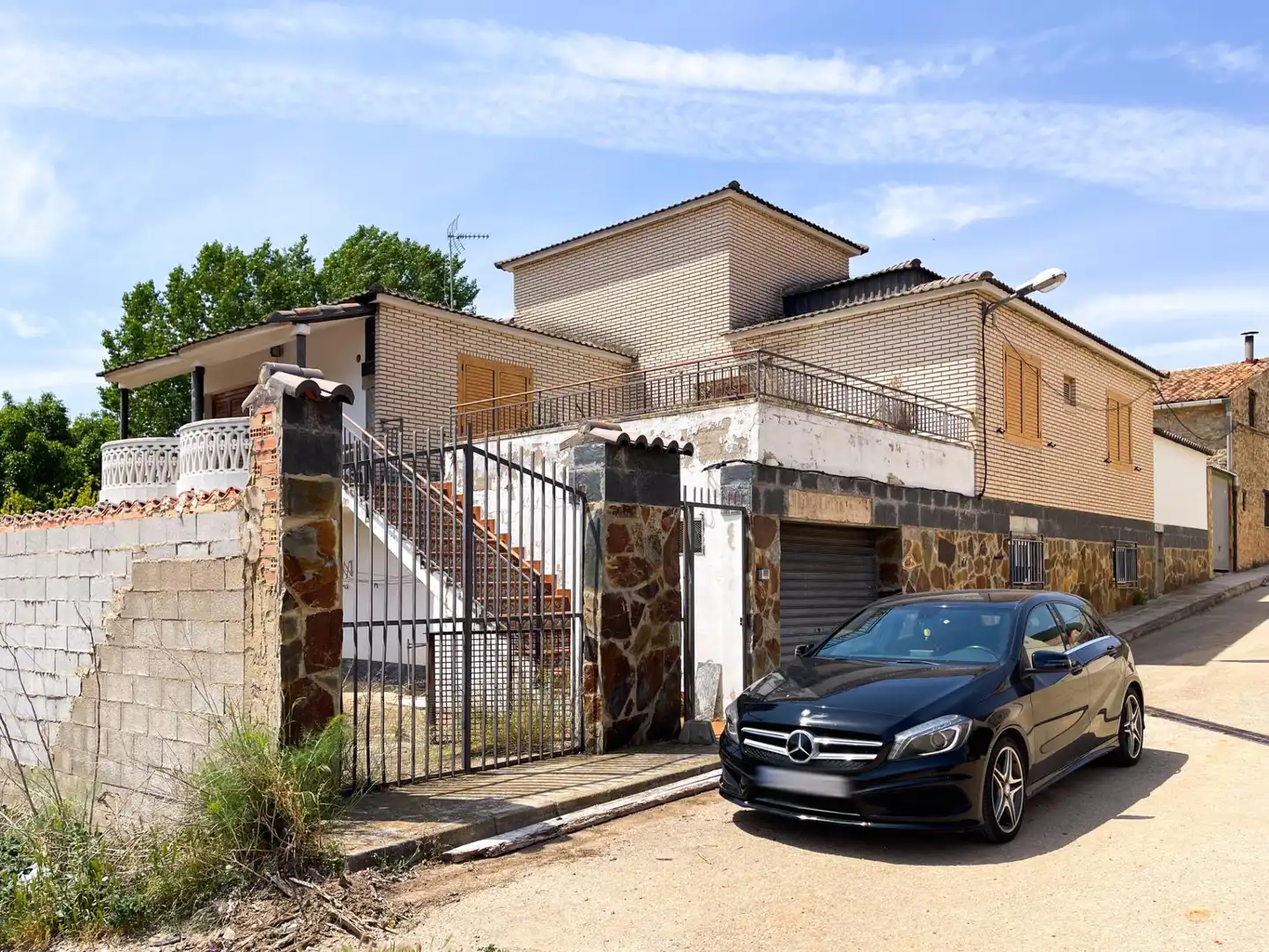 Vista exterior de Casa o chalet en venta en Chera con Calefacción, Terraza y Trastero