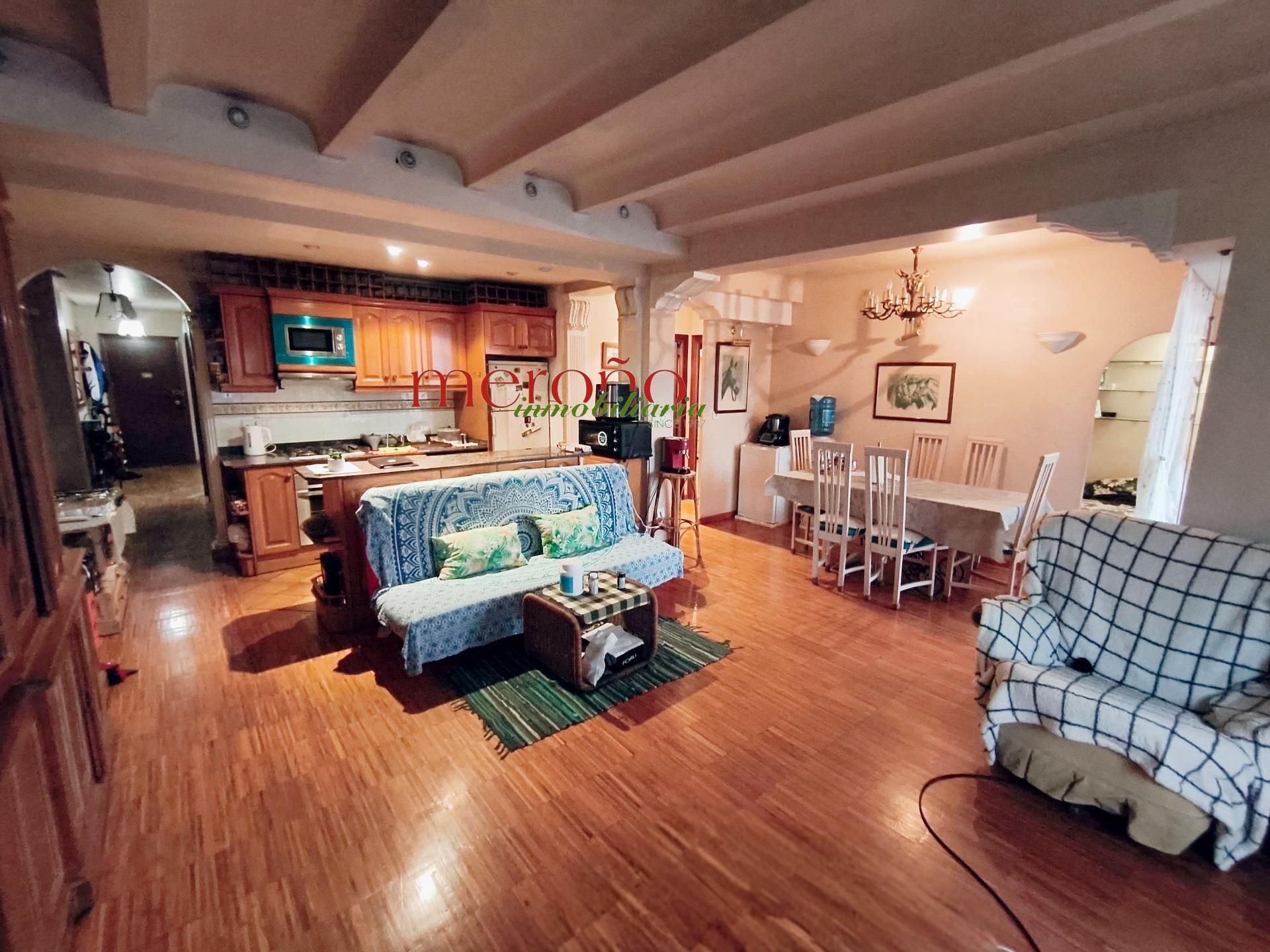 Living room of Flat for sale in Elche / Elx  with Parquet flooring, Terrace and Furnished