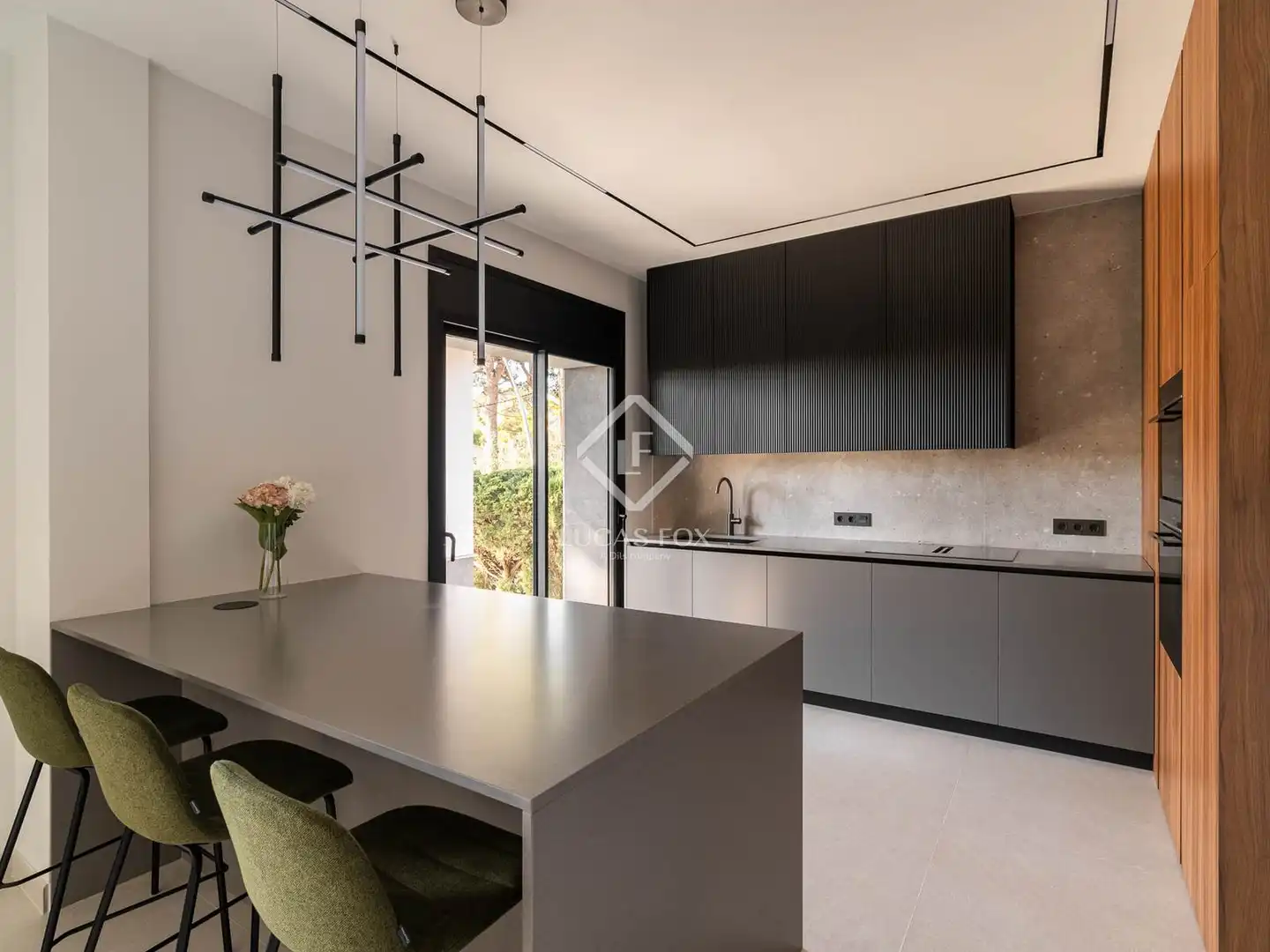 Cocina de Casa o chalet en venta en Castelldefels con Aire acondicionado, Jardín privado y Trastero