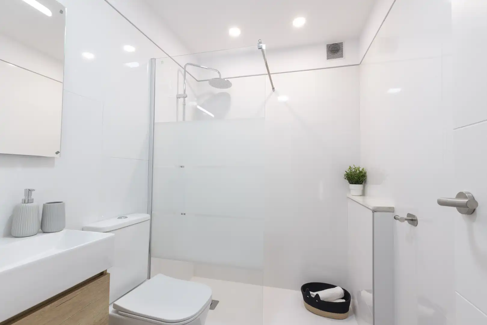 Bathroom of Attic for sale in Longuera - Toscal