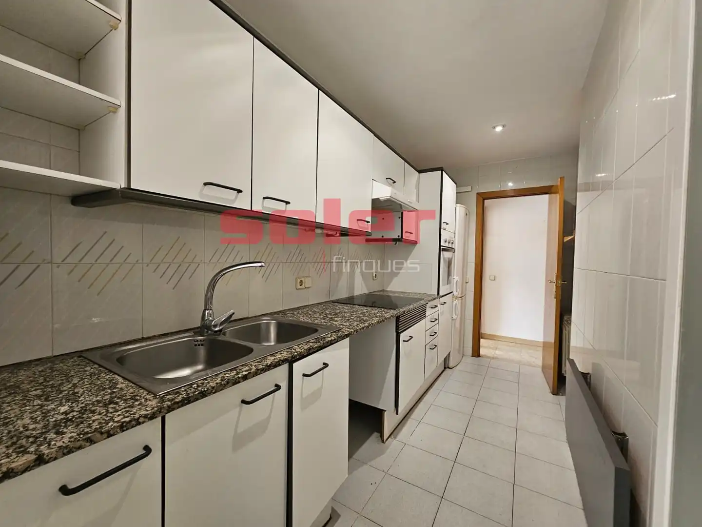 Kitchen of Flat for sale in Sant Cugat del Vallès  with Air Conditioner, Heating and Terrace