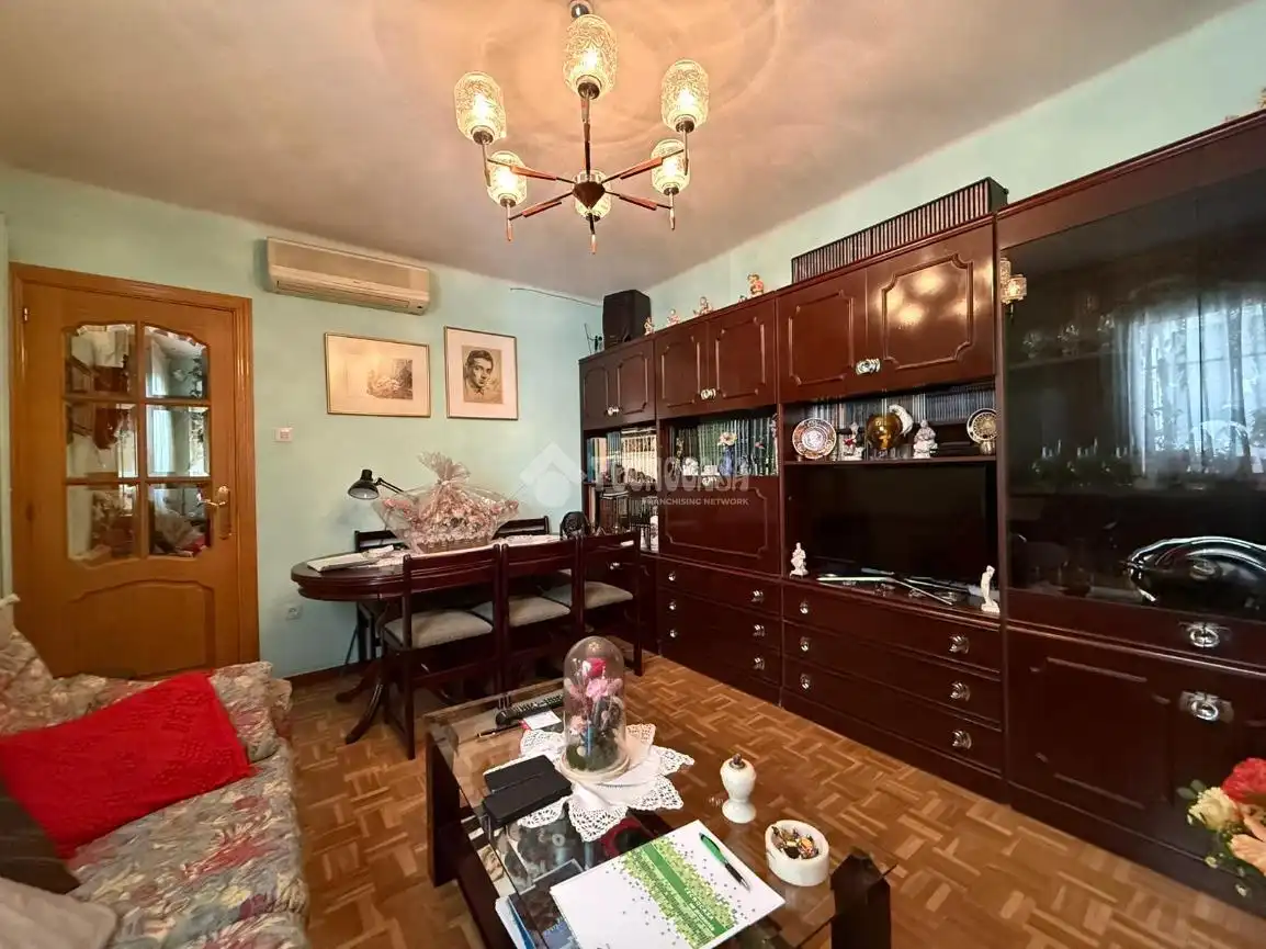 Sala de estar de Piso en venta en Madrid con Aire acondicionado y Terraza